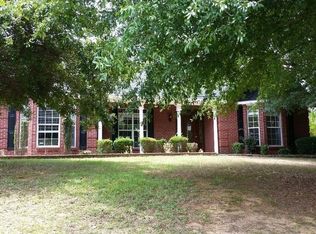 412 Holly Brook Dr, Montgomery, AL 36109