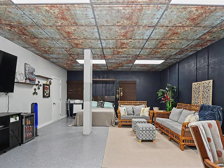 12390 W Standish Dr — Photo 44