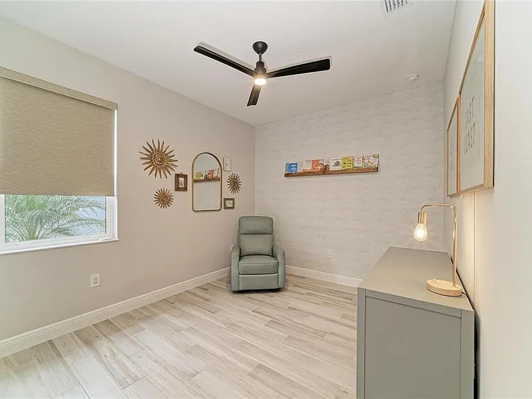 1079 Waterline Ct — Photo 32