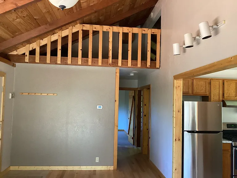 1920 Redwood Dr — Photo 13