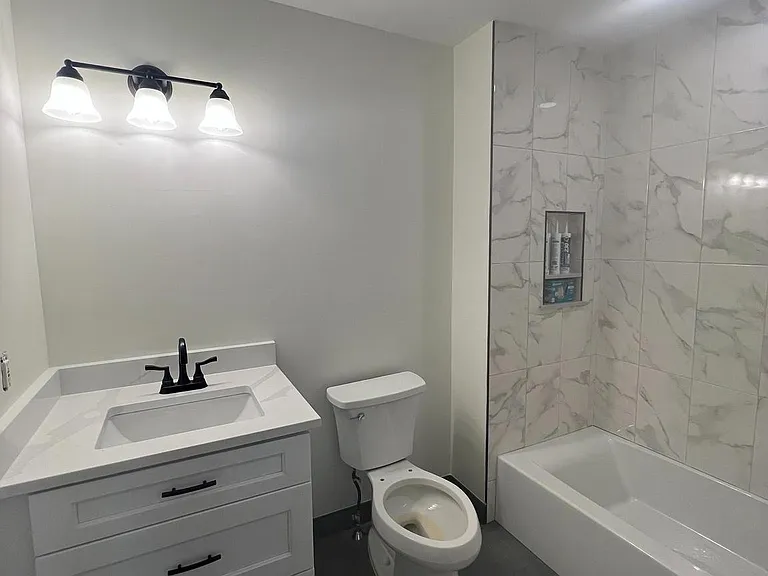 380B Delancey Pl #B — Photo 23