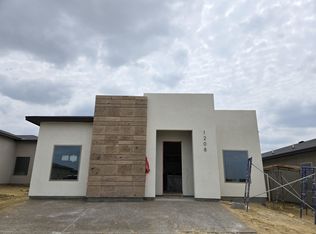 1208 Noyola Loop, Laredo, TX 78046