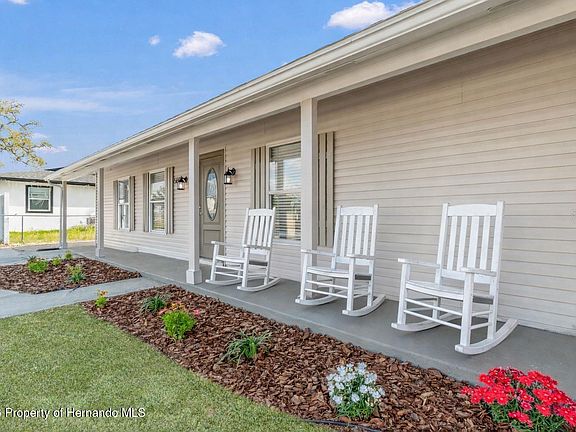 2nd image of 6602 Treehaven Dr