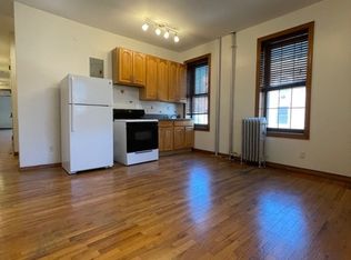 290 15th St #C3, Brooklyn, NY 11215