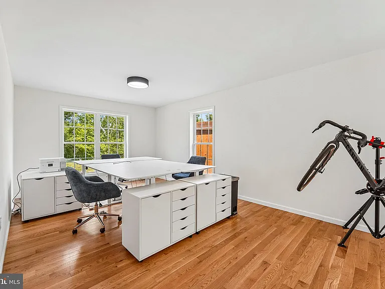 40 Creek Rd — Photo 19