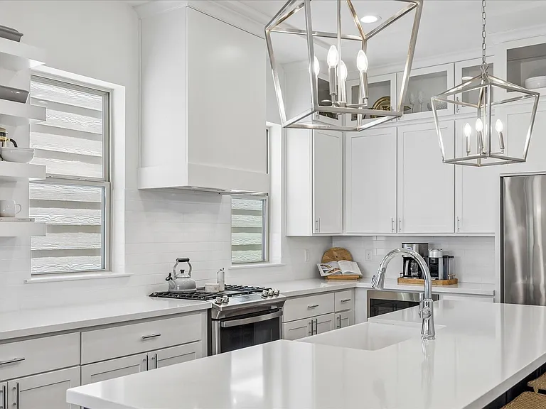 852 Fisher St #C — Photo 10