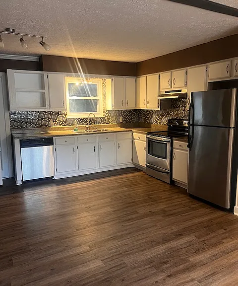 Open kitchen