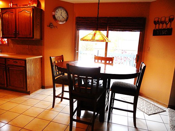 Kitchen Eating Space