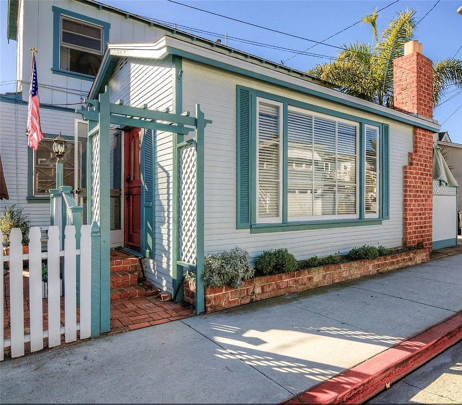 1 bed, 924 sqft, $3,700 — Photo 1