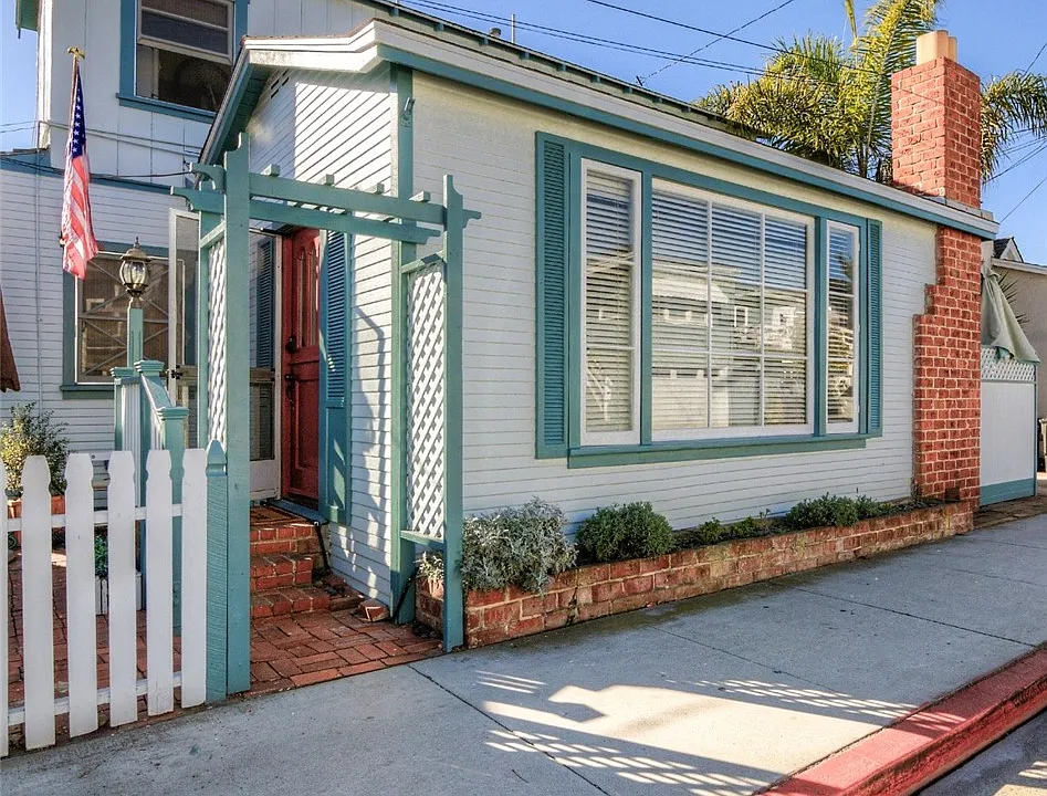 1007 Balboa Ave