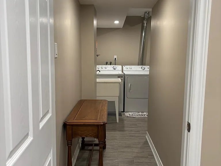 23 Vanwood Cres #BASEMENT — Photo 14