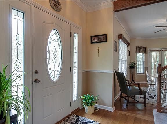 4th image of 227 Beechwood Dr