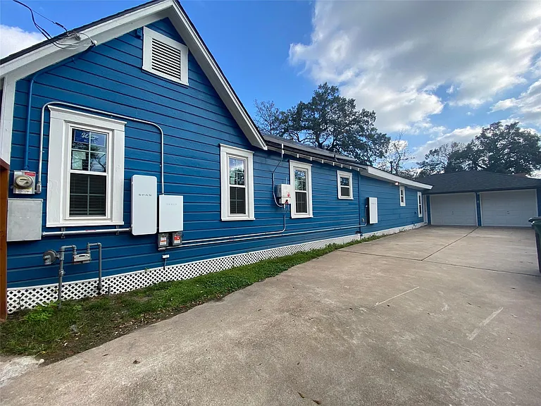 628 King St — Photo 4