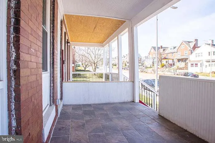 4013 Edmondson Ave — Photo 2