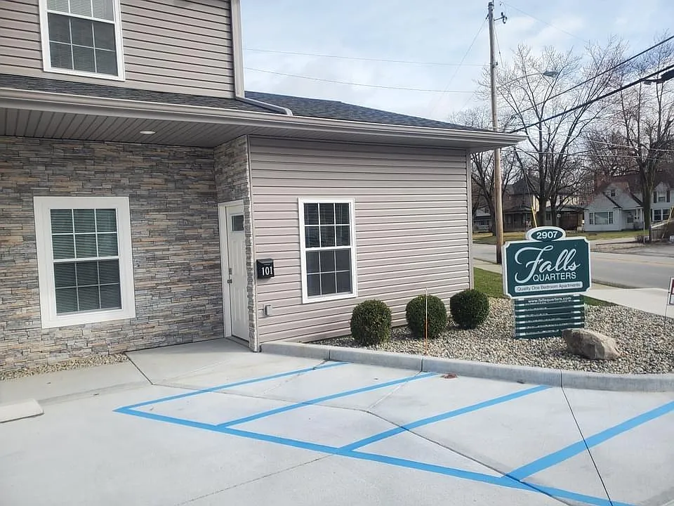 Building Photo - 2907 Parnell Ave #101