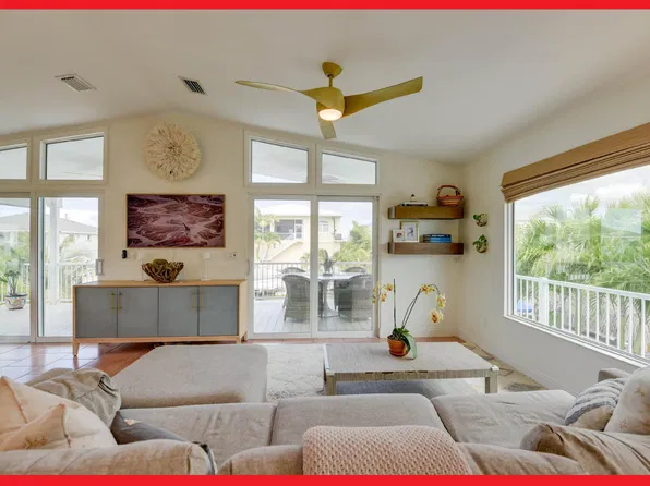 637 Caribbean Dr E, Summerland Key, FL 33042