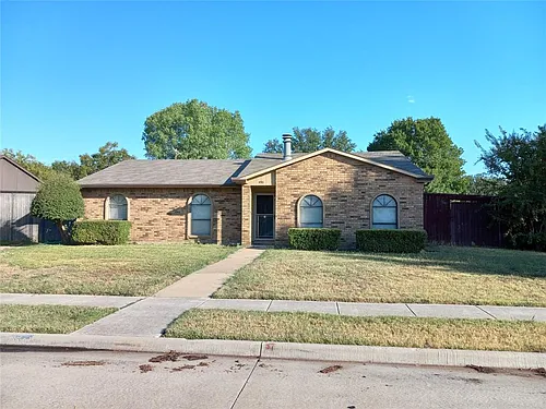 490 Clear Creek Ln Photo 1