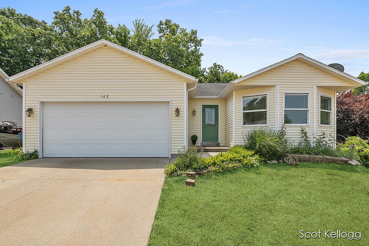 143 Hunters Trail Ct, Middleville, MI 49333 Zillow