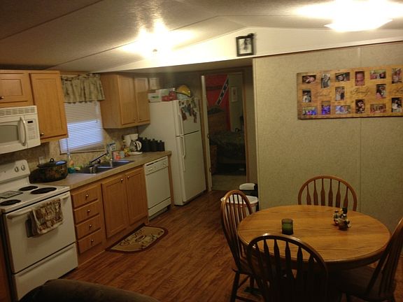 3rd image of 101 S Shoreline Dr