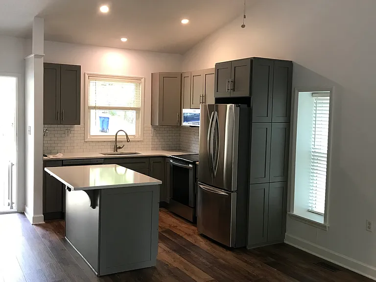 113B Pine St #B — Photo 1
