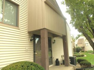 981 Millpond Rd, Valparaiso, IN 46385