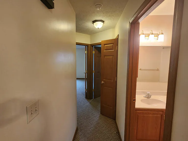 20 Clinchfield Ct — Photo 14