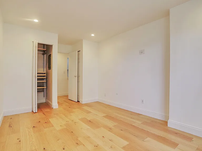 1111 River Rd #G7 — Photo 13
