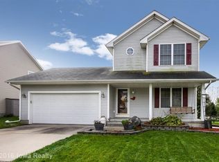 403 E 15th Pl, Indianola, IA 50125