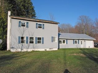 5725 E Hoxie Rd, Cedar, MI 49621