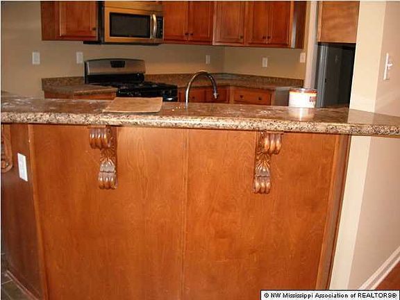 5th image of 1605 S McKenas Way Cv