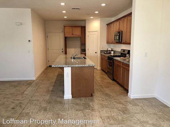 4th image of 5382 Sable Wood Ln