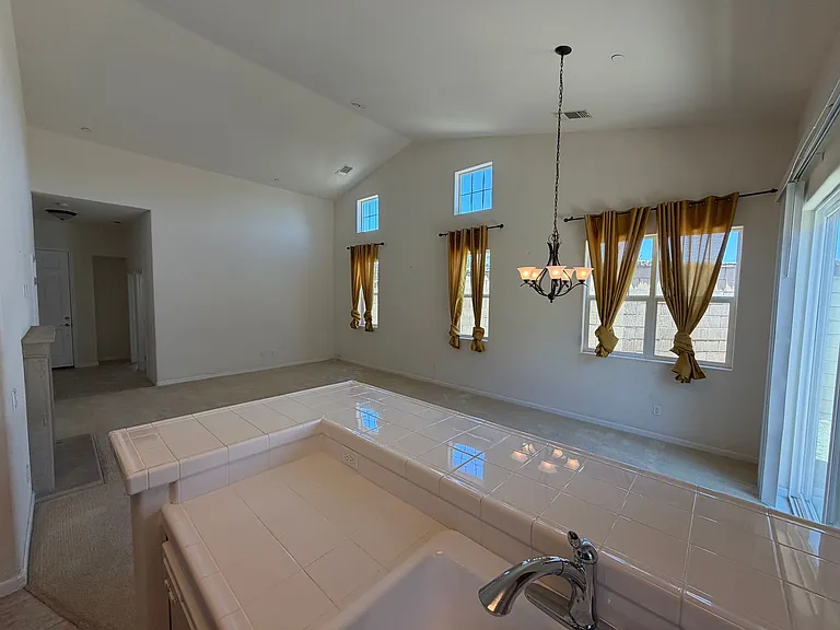 1353 Dolcetto Ln — Photo 4