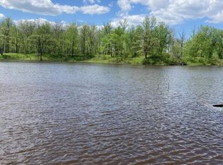 1360 Riverside Dr NW, Baudette, MN 56623