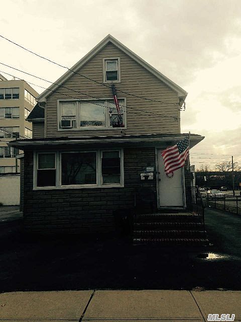 1st image of 120 W Jamaica Ave