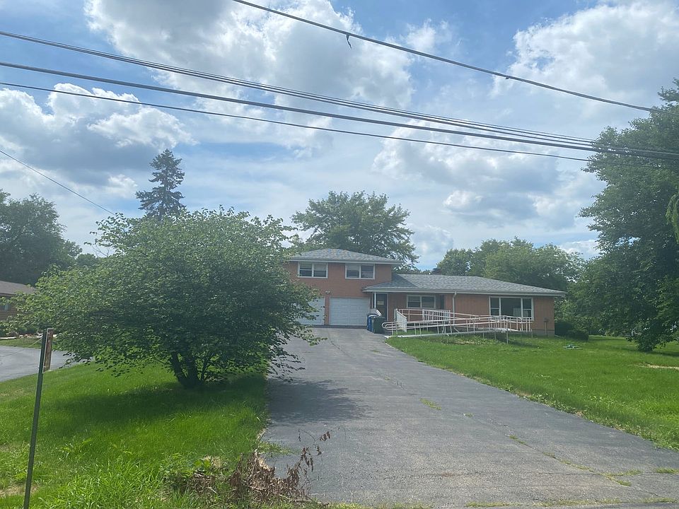 1st image of 1084 West Dr