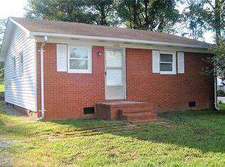 1208 Brandt St, Greensboro, NC 27407