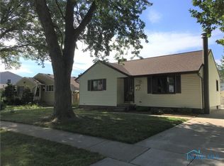 624 Midfield Dr, Maumee, OH 43537