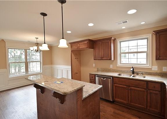 5th image of 808 Manner Ln #12-lot 12