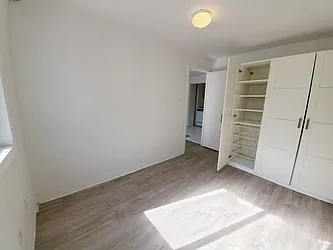 Rented by New Group Realty, Inc.