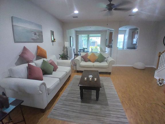 3rd image of 3727 Creswick Cir #2