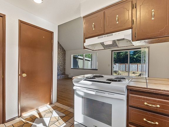 3rd image of 8408-8430 Prine Villa Ln SW #31