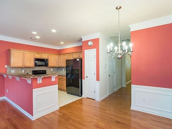 4th image of 789 Arbor Gate Ln