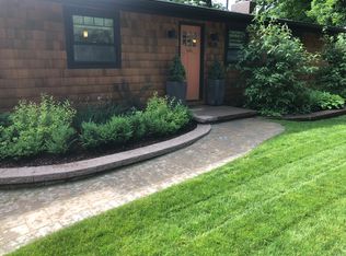 9820 Center Rd, Traverse City, MI 49686