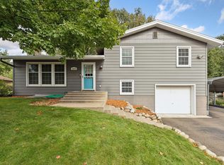 12410 25th Ave N, Plymouth, MN 55441