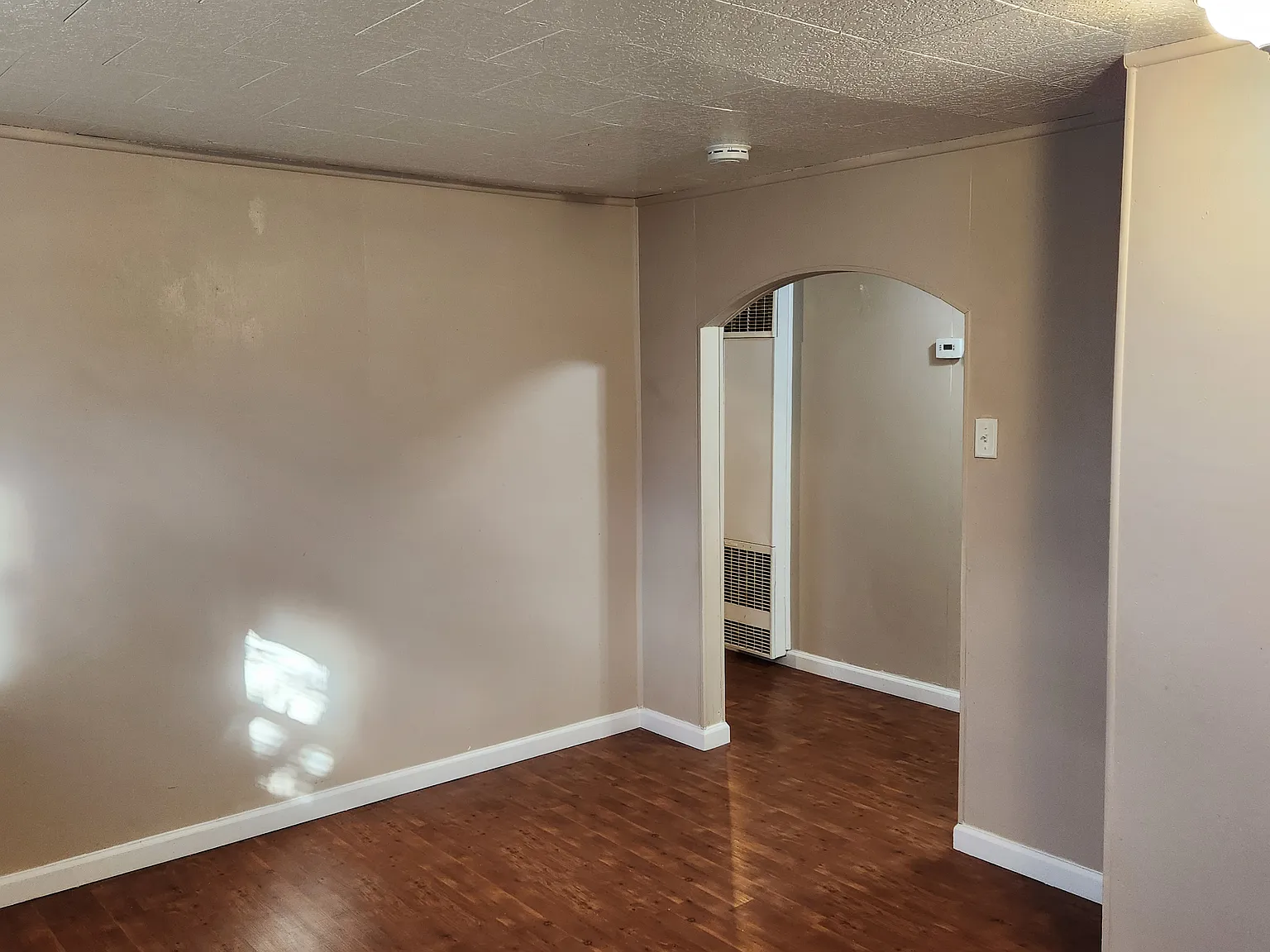 1 bed, 750 sqft, $1,400 — Photo 2