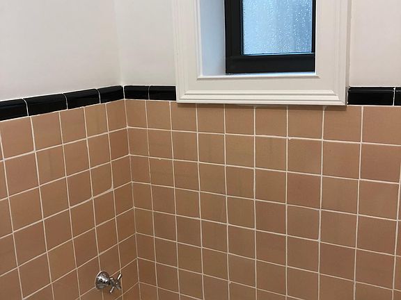 3rd image of 677 N Terrace Ave #5E
