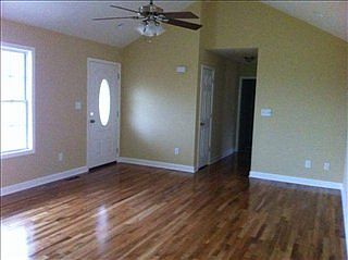 3rd image of 685 Moss Creek Ave