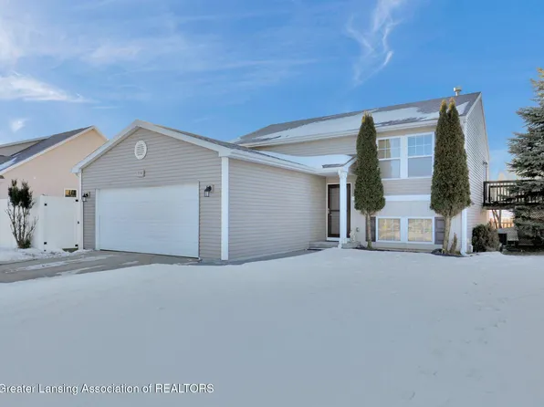 7715 Taragreen Dr, Lansing, MI 48917