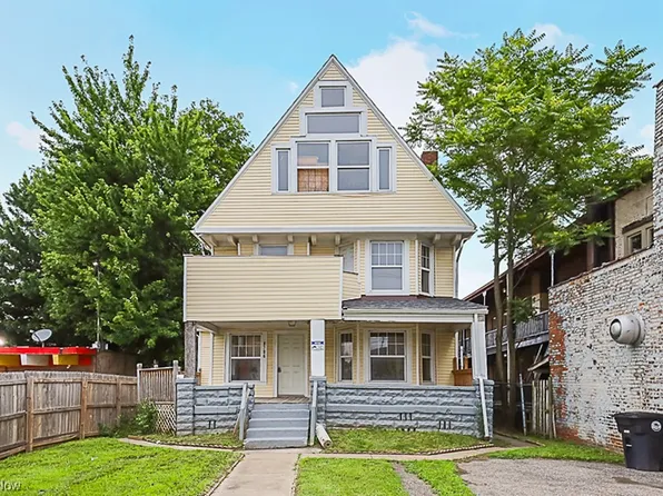 8706 Detroit Ave, Cleveland, OH 44102