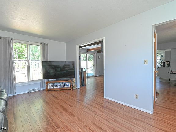 4th image of 2552 Augustine Dr